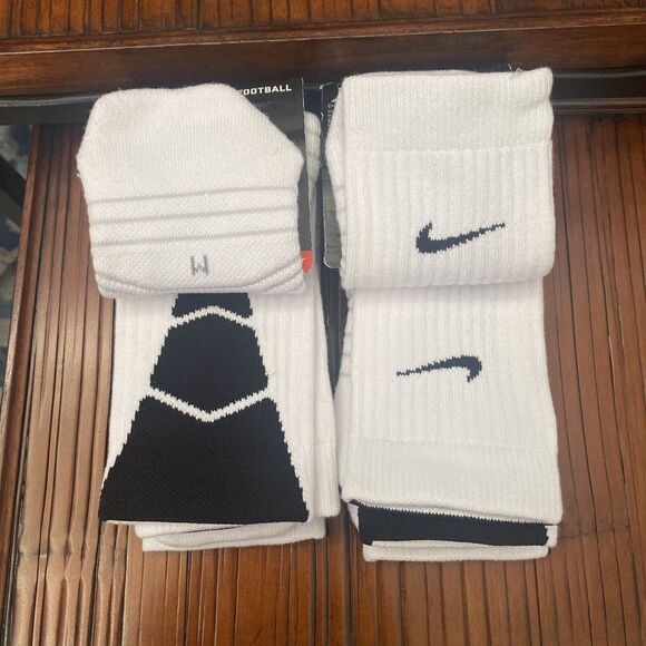 NWT Nike Lot Of 2 Packs 4 Pairs Cushioned Football Socks Black White Sz M - Picture 3 of 5